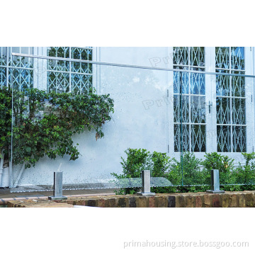 Garden Glass Fence / Stainless Steel Spigots Glass Fence